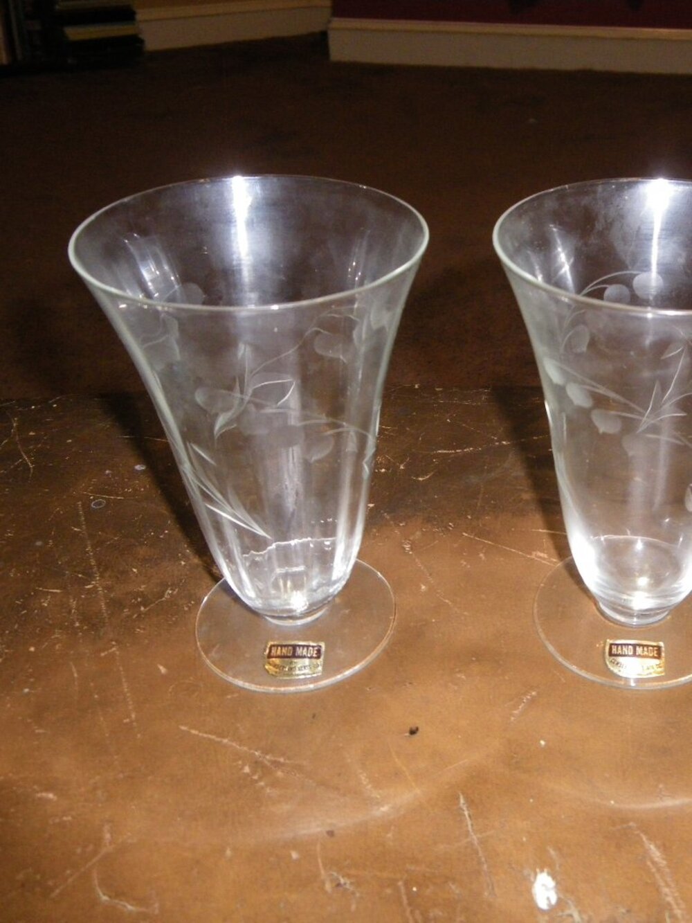 2 Vintage Small Glass Etched Vases Hand Made Cumberland Glass Co. Mt. Savage MD - Picture 2 of 6